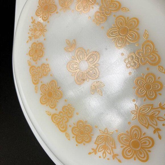 Pyrex Butterfly Gold Oval #943 Replacement Milk Glass Lid Only - Picture 7 of 11
